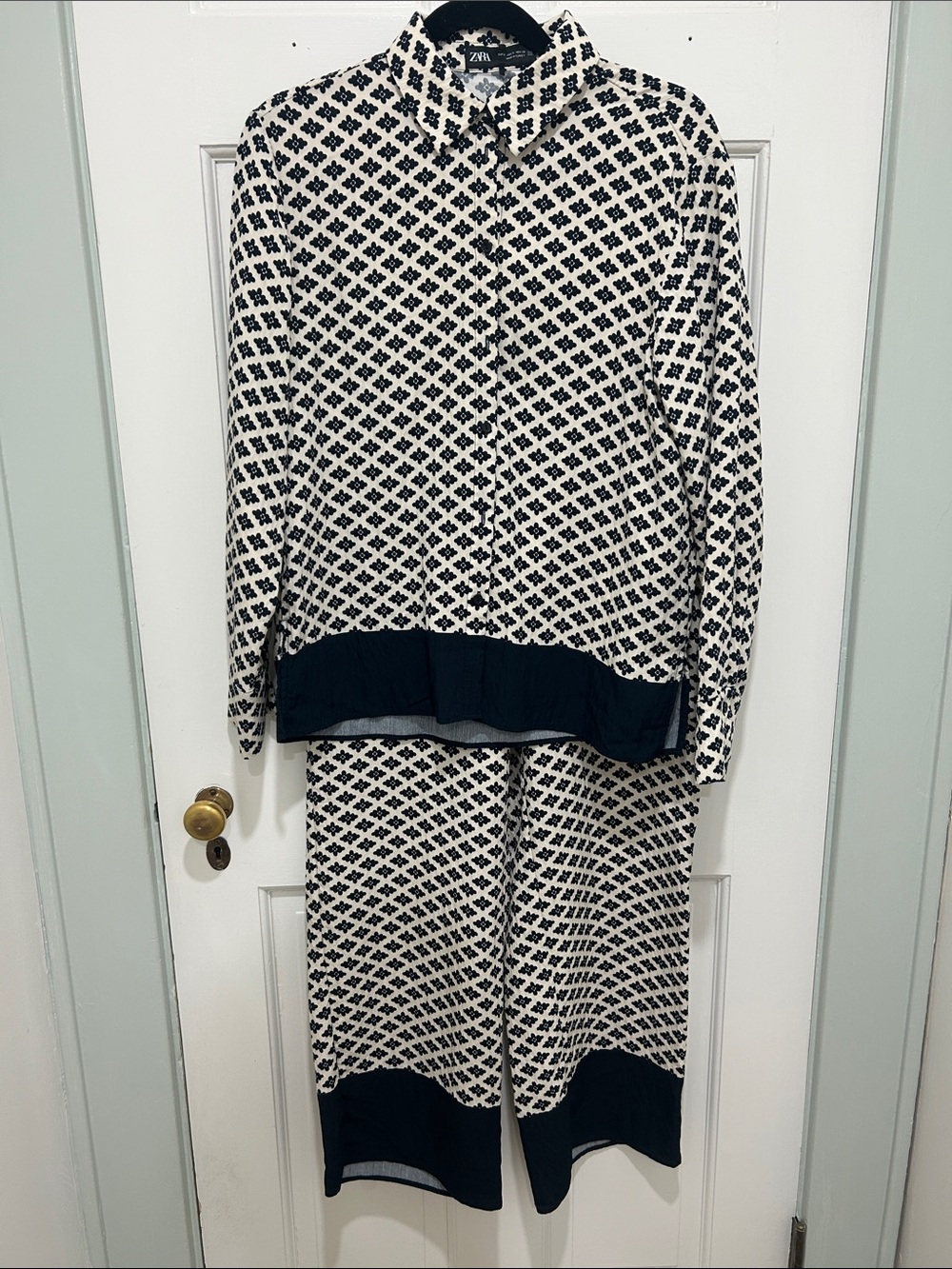 Zara Navy and White Geometric Set